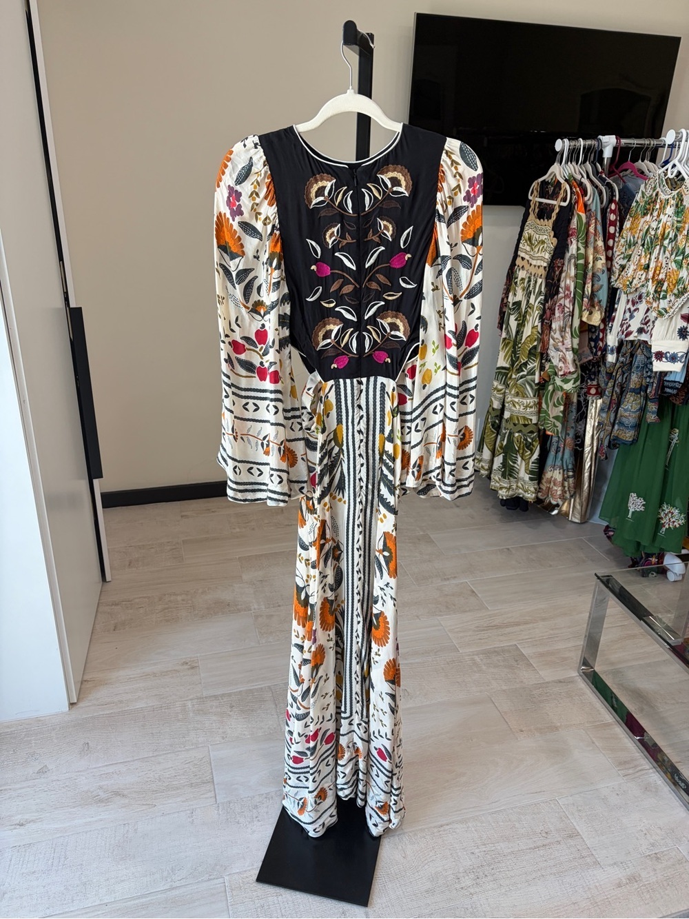 FARM RIO Cutout Embroidered Printed Crepe de Chine Maxi Dress - Picture 6 of 12